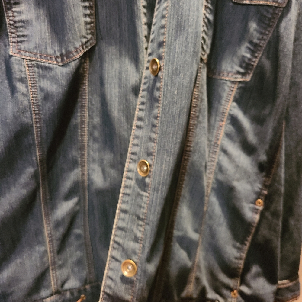 Jean Jacket - Picture 2 of 5